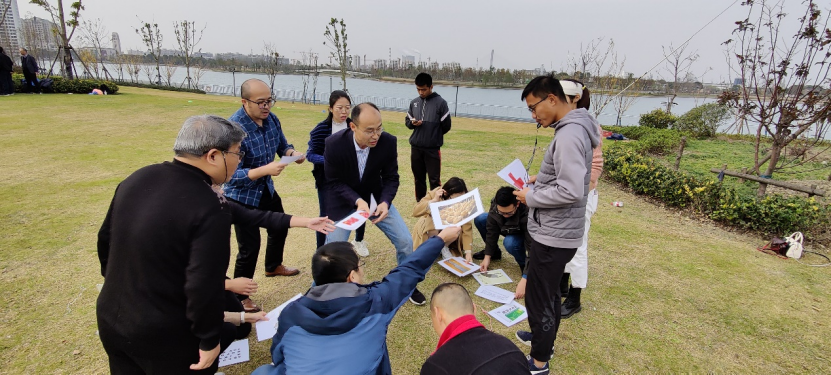 20211116地理科学学院工会组织“步履铿锵地理人 砥砺奋进铸新篇”教工趣味徒步活动474