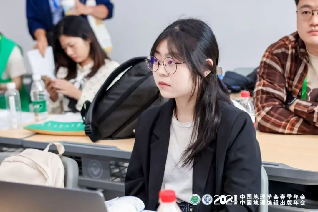 点击《2》查看详情 点击《2》查看详情